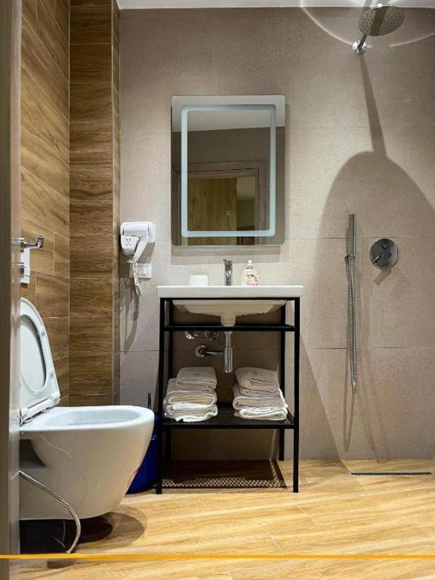 Flori Apartments Sarandë Eksteriør bilde